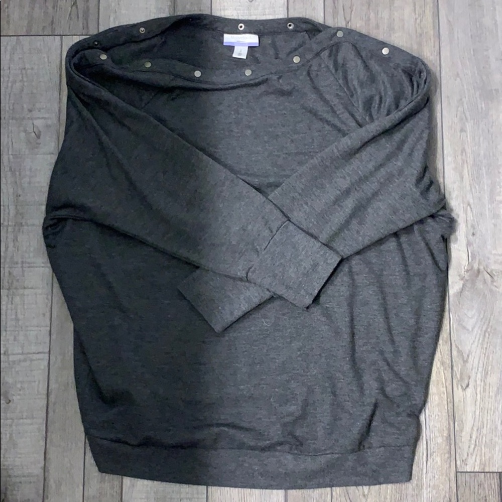 Maternity/nursing shirt